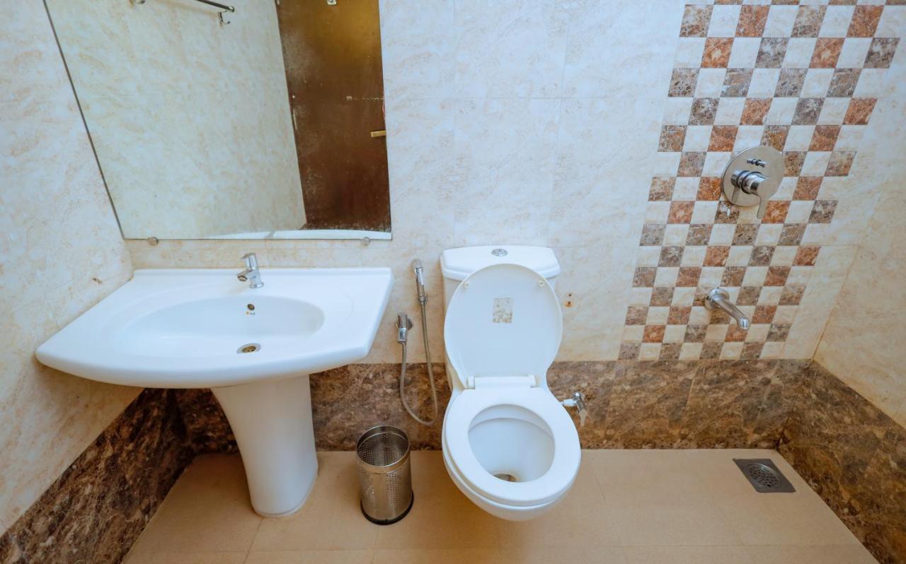 Sunkissed Premium, Goa By Wsi, Calangute Beach Εξωτερικό φωτογραφία