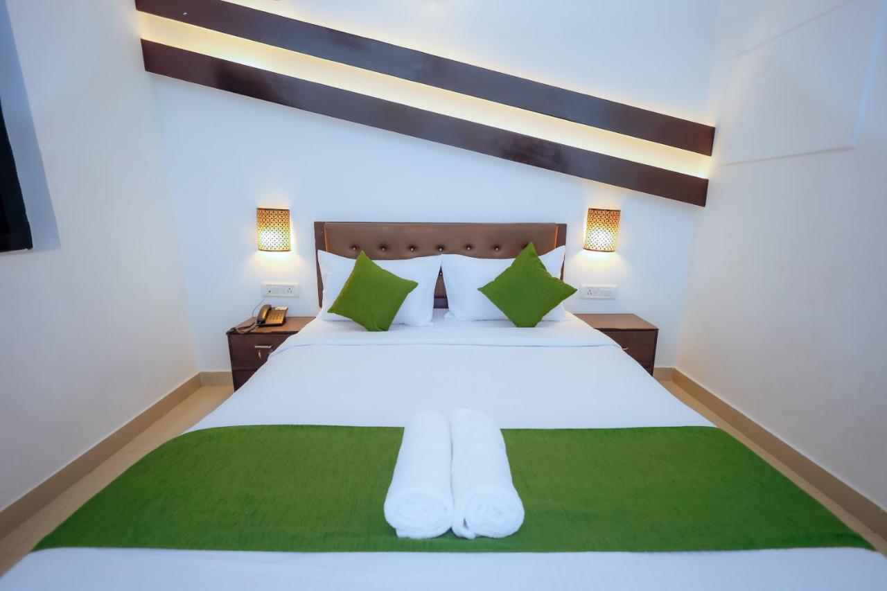 Sunkissed Premium, Goa By Wsi, Calangute Beach Εξωτερικό φωτογραφία