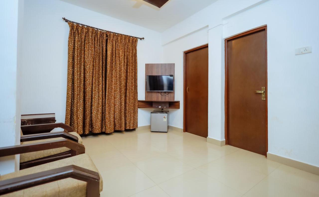 Sunkissed Premium, Goa By Wsi, Calangute Beach Εξωτερικό φωτογραφία
