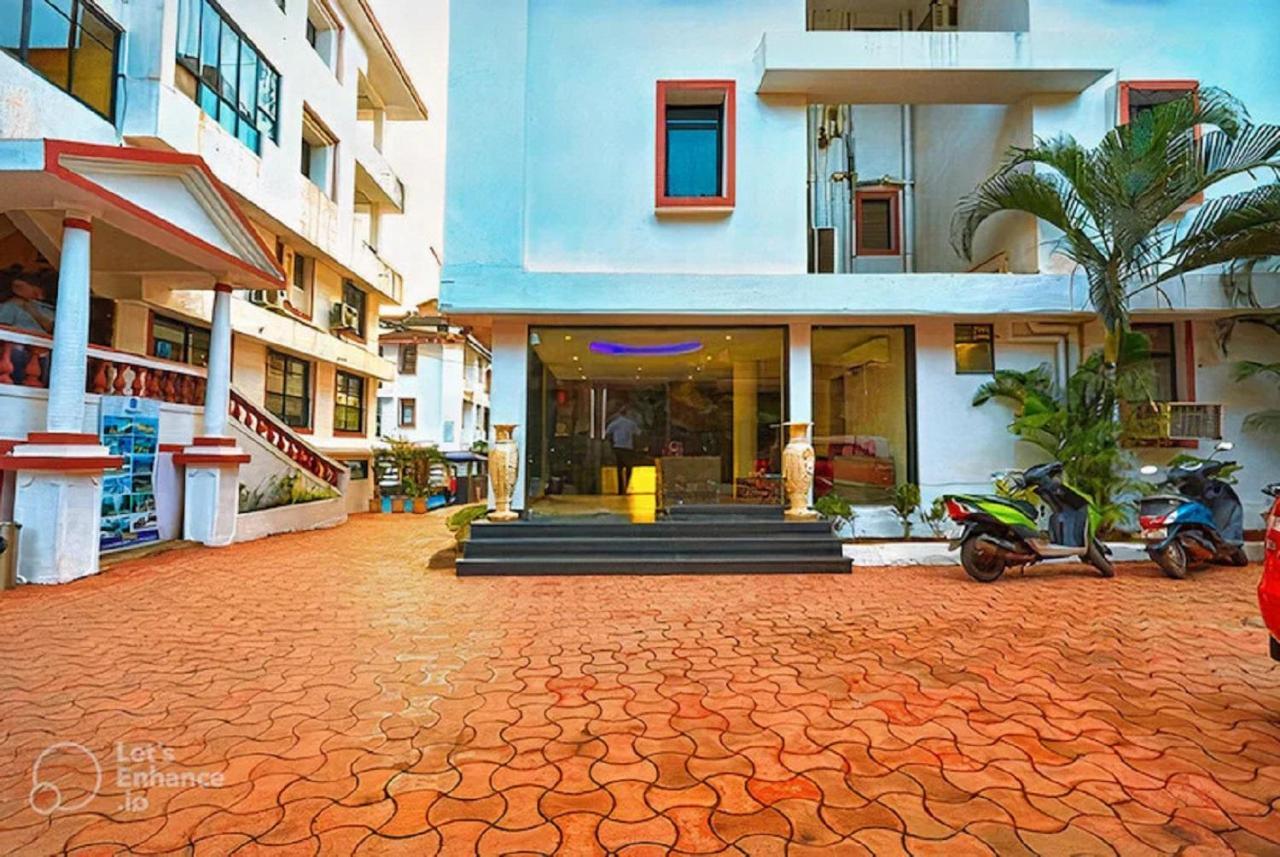 Sunkissed Premium, Goa By Wsi, Calangute Beach Εξωτερικό φωτογραφία